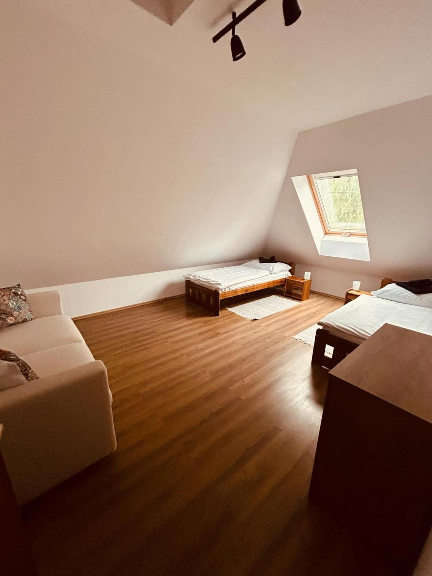 Pataky Apartmanok Veszprém Exterior foto