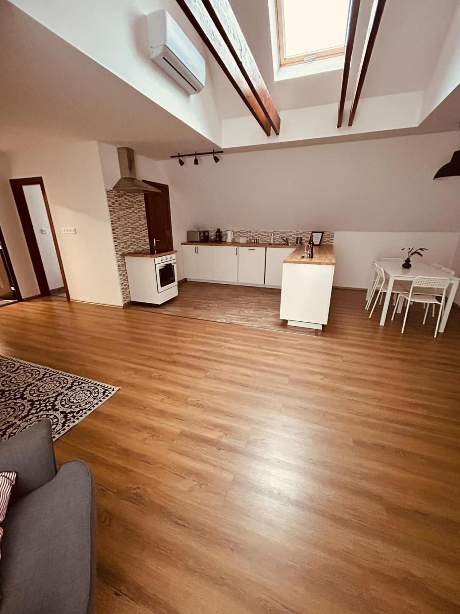 Pataky Apartmanok Veszprém Exterior foto